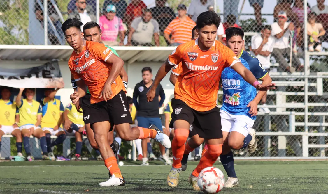 Los universitarios liquidaron el partido con tres goles sobre el final del primer tiempo. Diego Pérez/CP