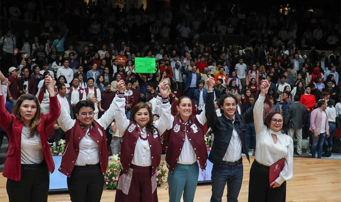 Claudia Sheinbaum, candidata a la presidencia de México, y Clara Brugada, candidata a la jefatura de gobierno capitalino, encabezaron un encuentro con estudiantes del IPN. El Universal