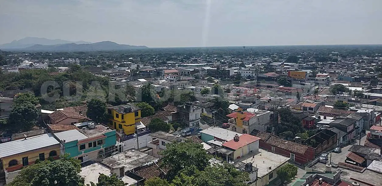 Familias de Tonalá se quedan sin luz tres horas