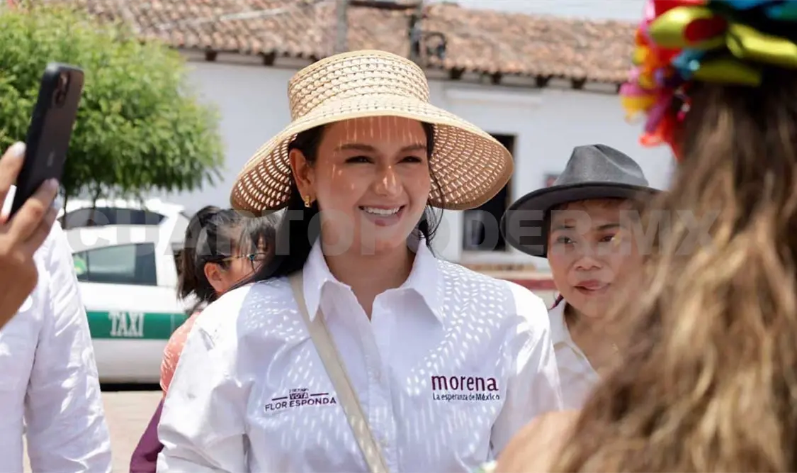 Camina Flor Esponda en busca de la transformación