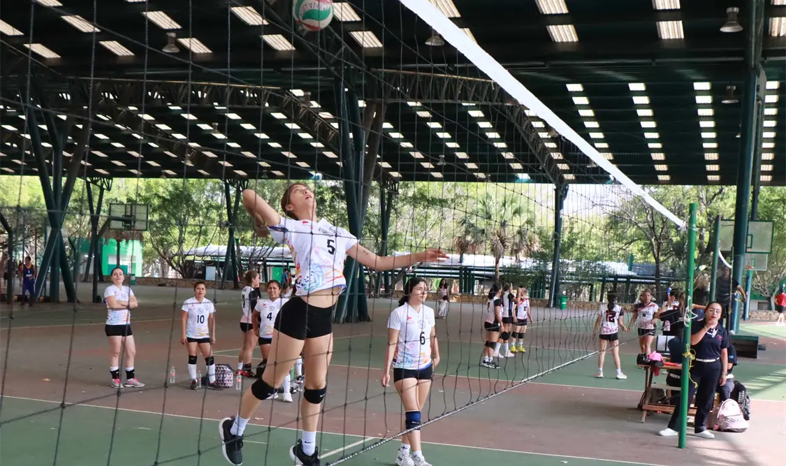 Las líderes continúan con la intención de permanecer en lo más alto de la tabla general. Carlos López/CP