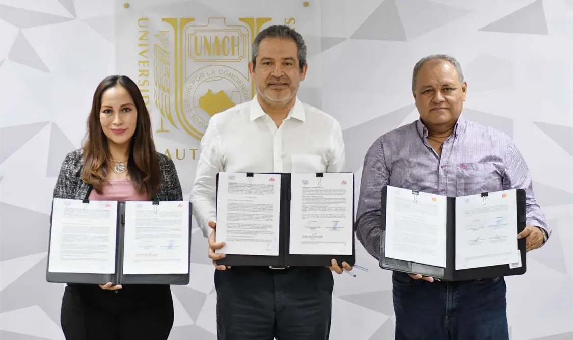 Iniciativa Privada y la UNACH suscriben acuerdos en beneficio de la comunidad universitaria