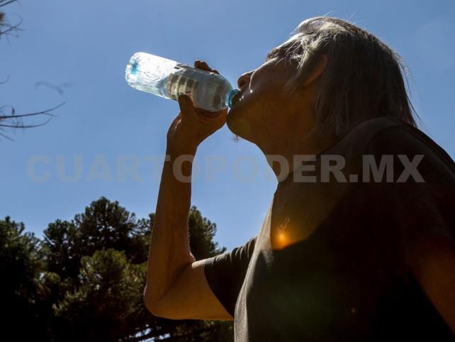 Termómetro llega a los 45 grados Celsius Termómetro llega a los 45 grados Celsius