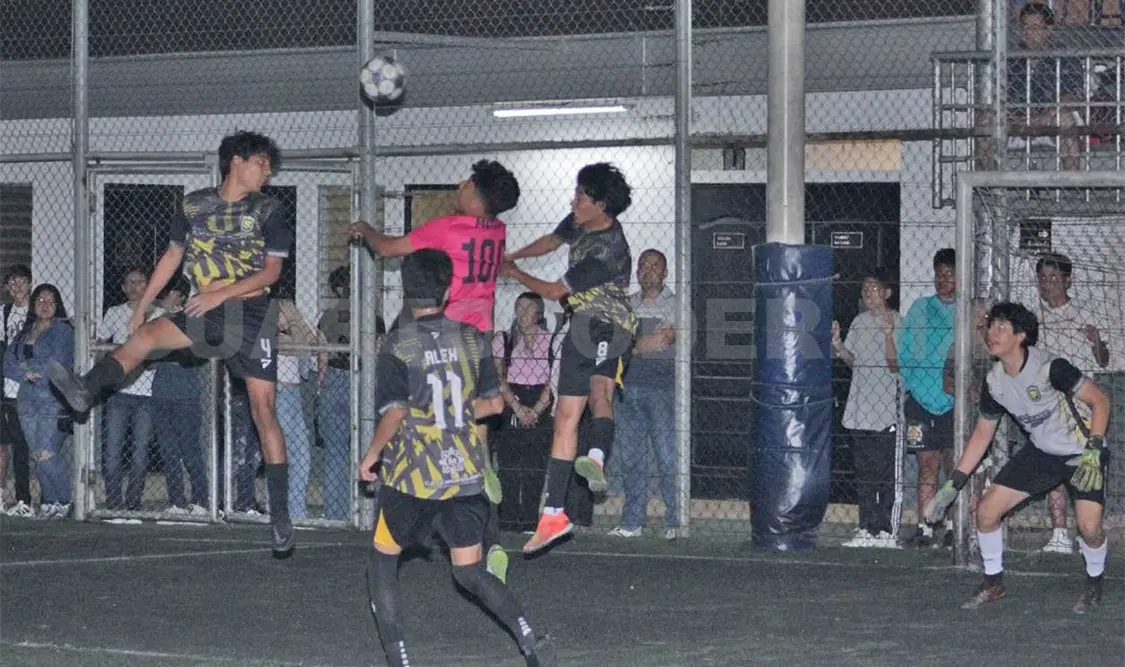 Tras la obtención del galardón, los jugadores afirmaron que buscarán a como dé lugar el bicampeonato. Alan Pola/CP