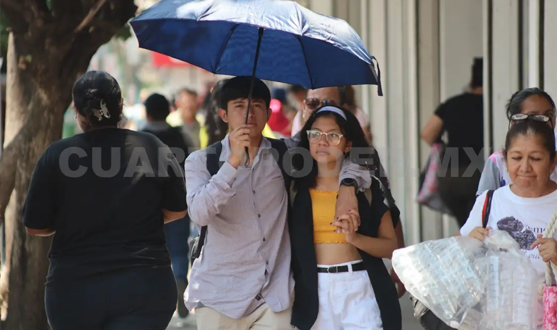 Alertan de riesgos por onda de calor