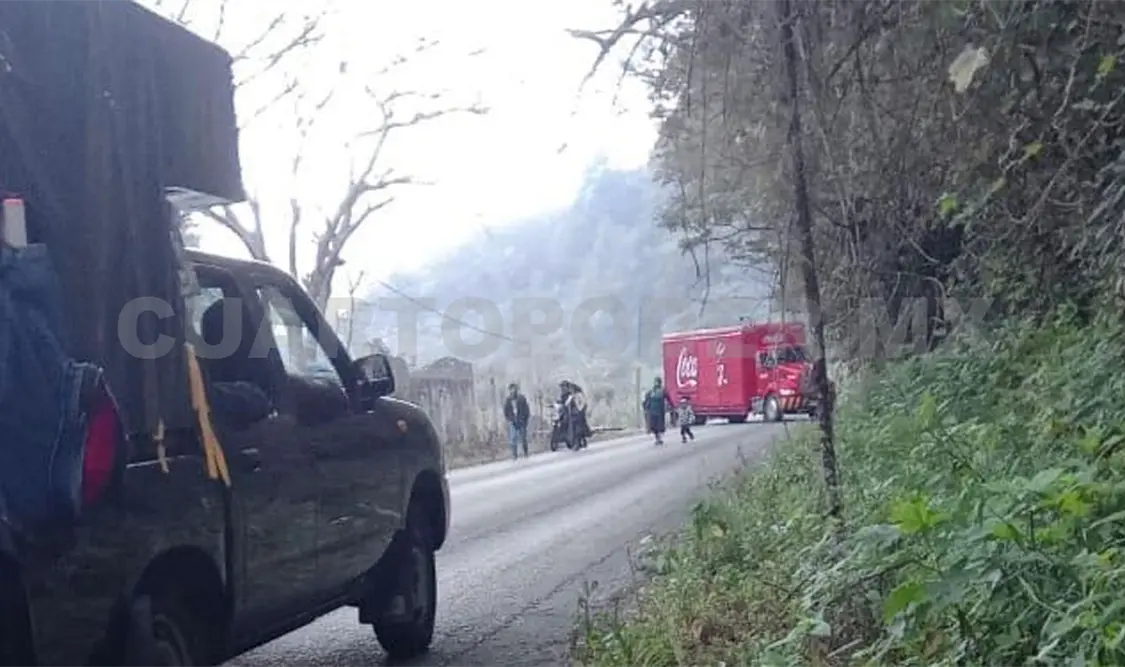 Bloquean la carretera Ocosingo-San Cristóbal