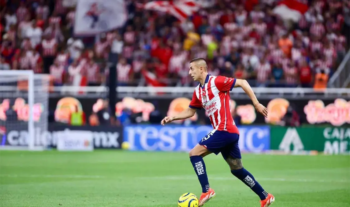 Chivas pone en la mira a jugadores
