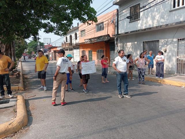 Exigen restablecer el servicio de agua potable en Tapachula Exigen restablecer el servicio de agua potable en Tapachula