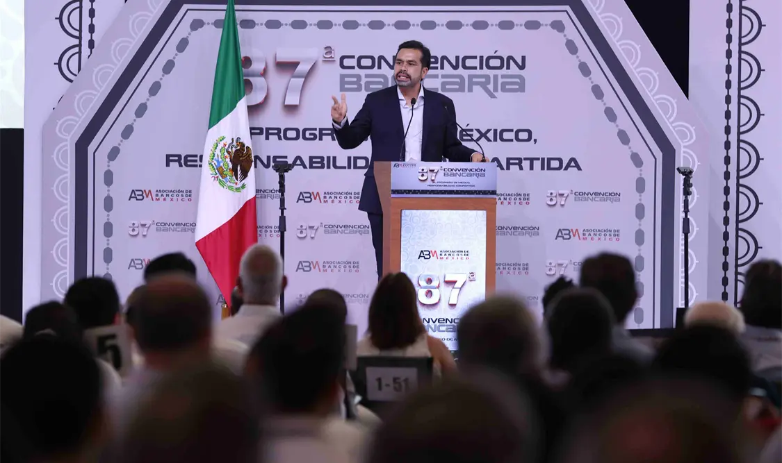 Durante la Convención Bancaria 87 Máynez aseguró a su público que su objetivo es convertir a México en un mejor país. El Universal