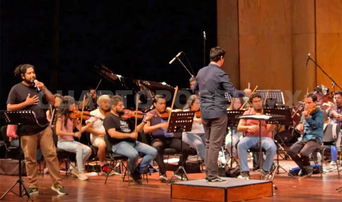 Enrique Ramírez, director de la orquesta. CP