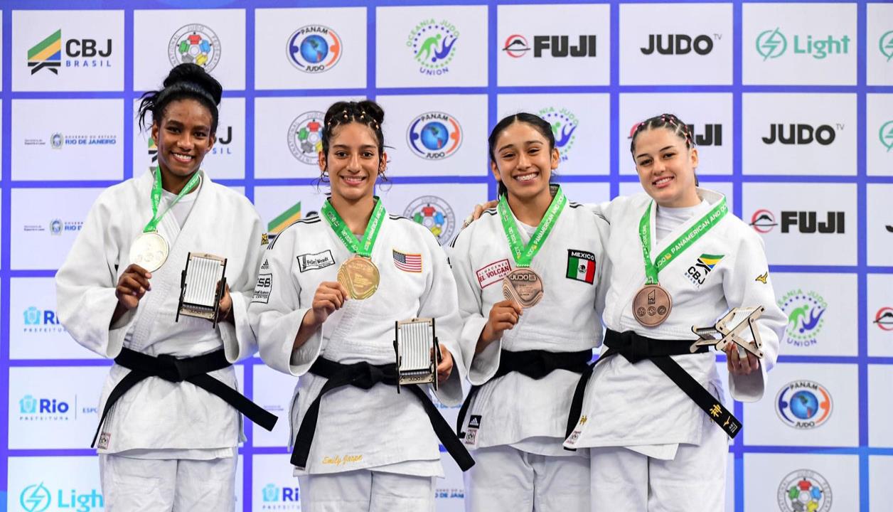 María Fernanda Cruz gana bronce en Brasil