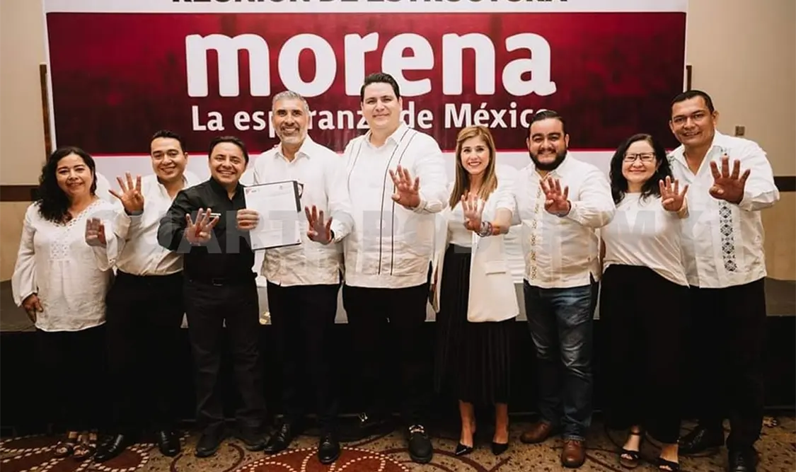 Ángel Torres recibe Constancia de Registro de Candidatura