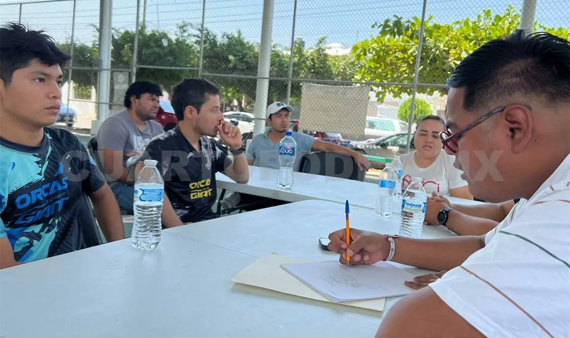 Los ciclistas tuvieron la oportunidad de dialogar, con la finalidad de mejorar las competencias. Alan Pola/CP