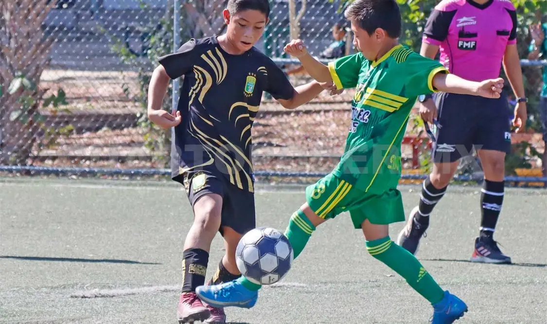 Un solo gol fue suficiente para llevarse la victoria en esta nueva fecha de la Liga Tuchtlán. Carlos López/CP