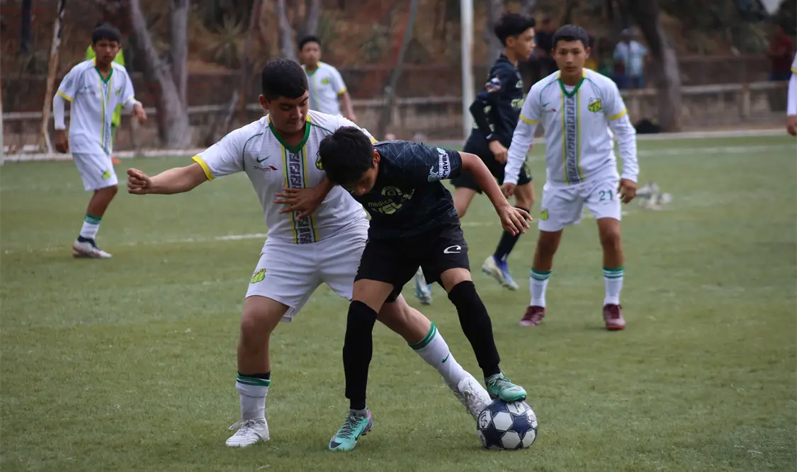 El partido se llevó a cabo la tarde de este domingo en las instalaciones de la Unach. Carlos López/CP