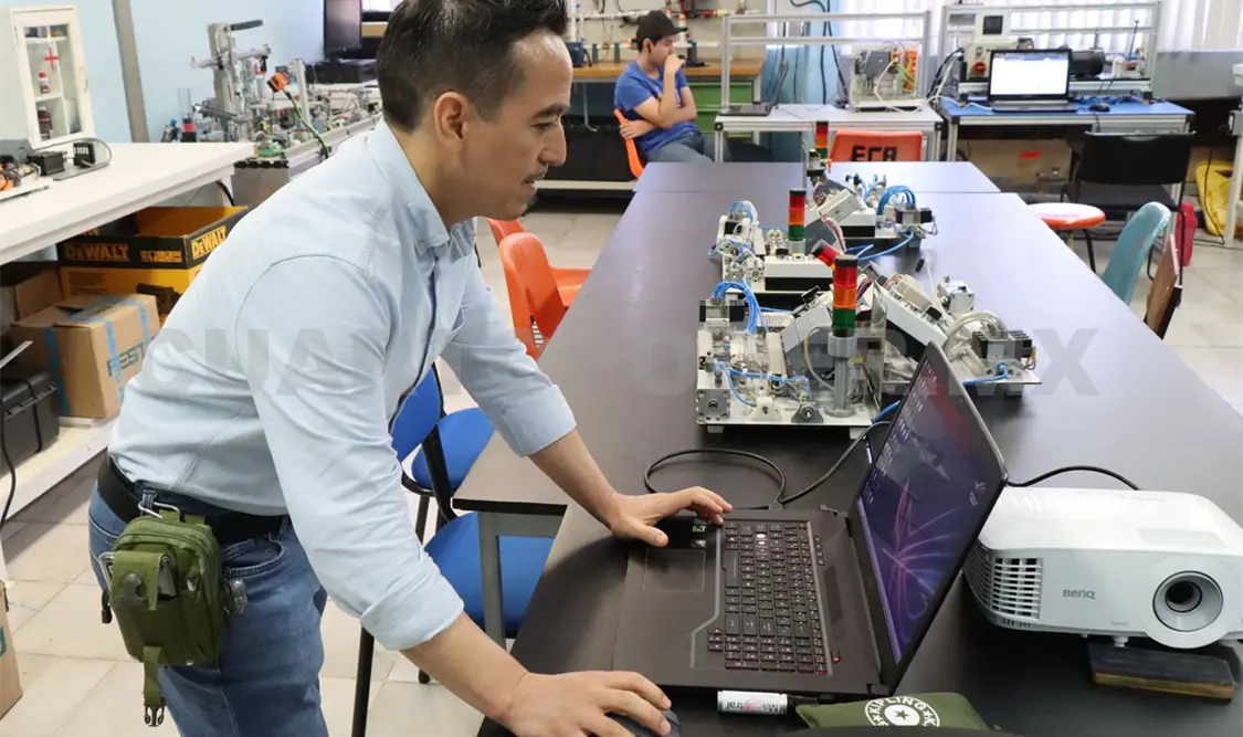 Equipan laboratorio del TecNM de Tuxtla