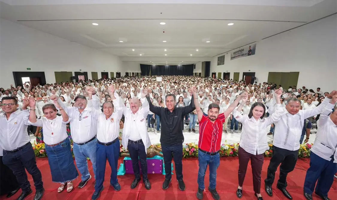 Gran encuentro tuvieron los candidatos Eduardo Ramírez y Pepe Cruz, con trabajadores de la salud. Cortesía