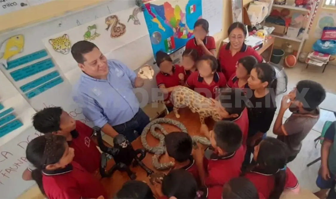 Personal de la Conanp visitó las escuelas de la zona. CP