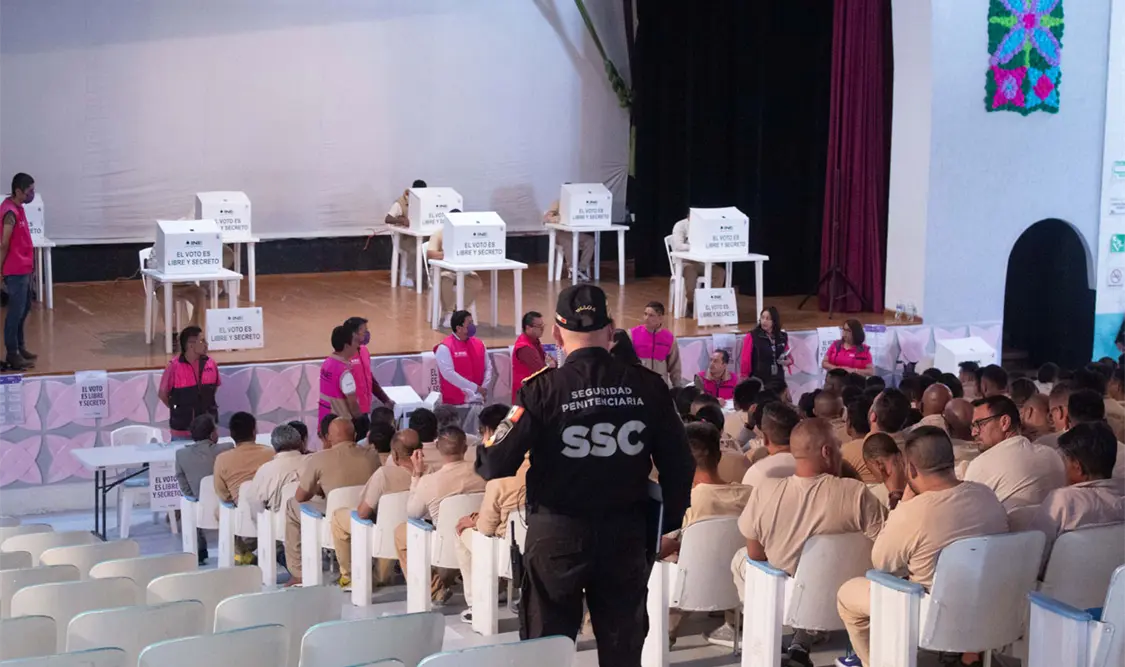 Votan personas en prisión preventiva