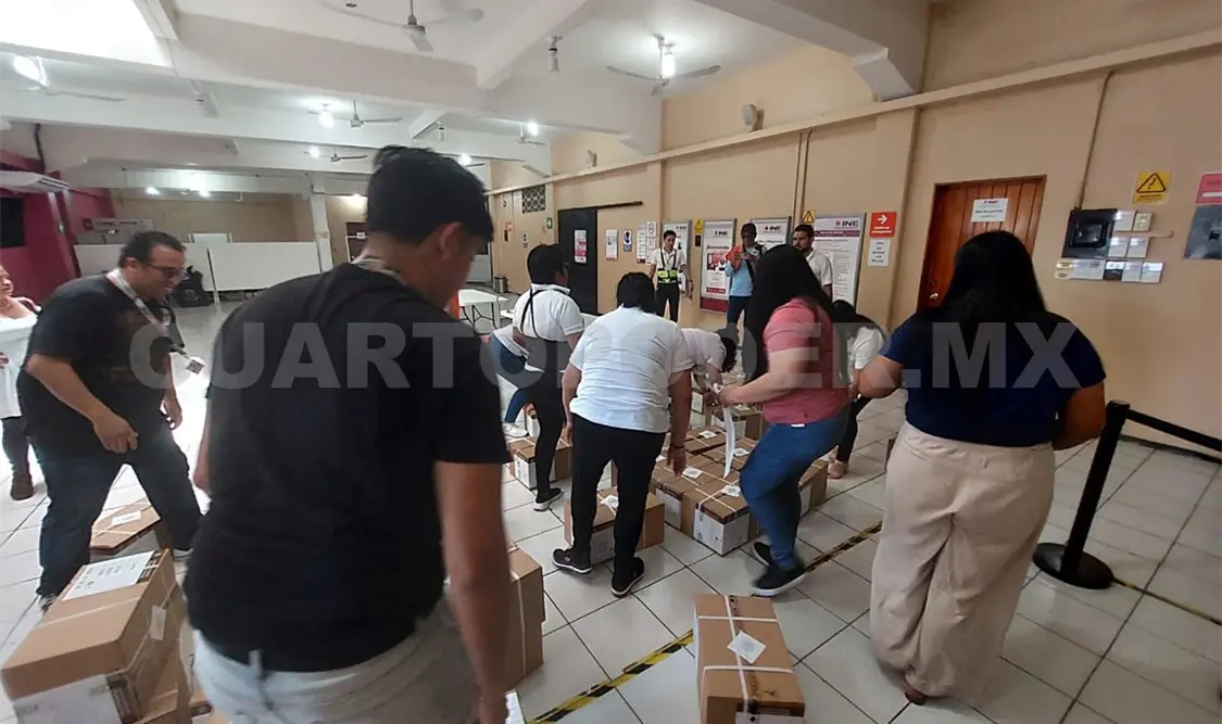 Arriba paquetería electoral a Tapachula