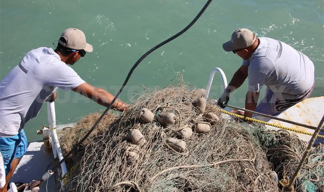 Pescadores piden que los dejen trabajar