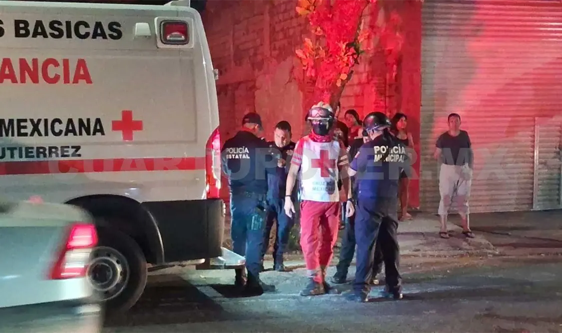 Se incendia bodega de pet en Las Delicias