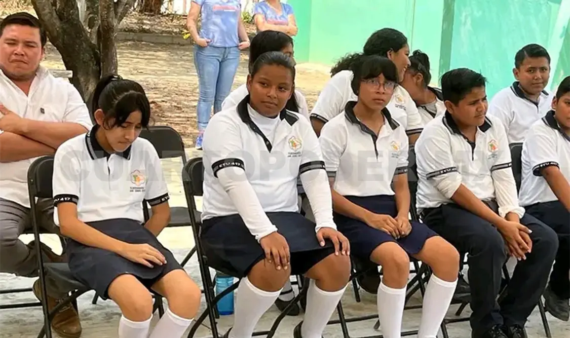 Sensibilizan a jóvenes de escuela secundaria en Arriaga