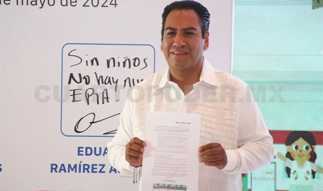 Candidaturas firman Pacto por la Infancia