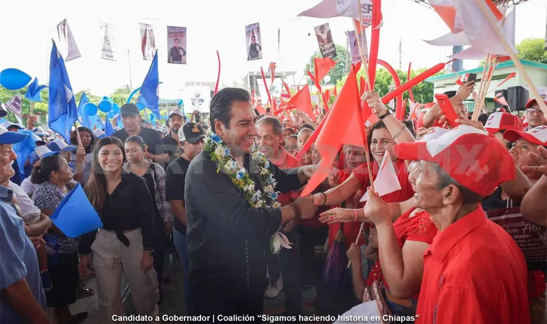 ERA estuvo acompañado, además de políticos, por su hija Yazmín Ramírez. Cortesía