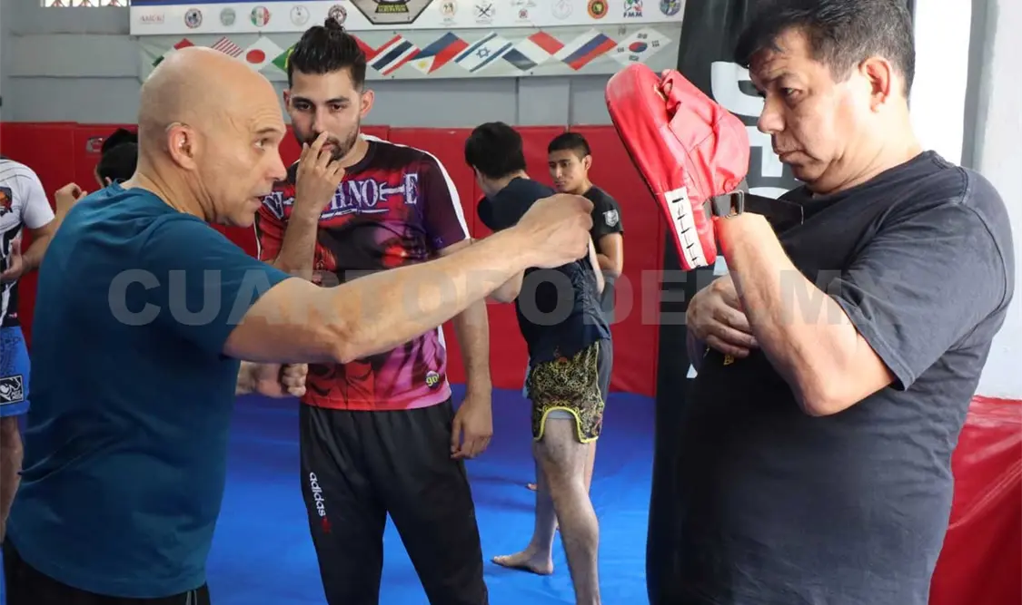 Adán Castillejos se congratuló por la nueva visita del instructor internacional. Diego Pérez/CP