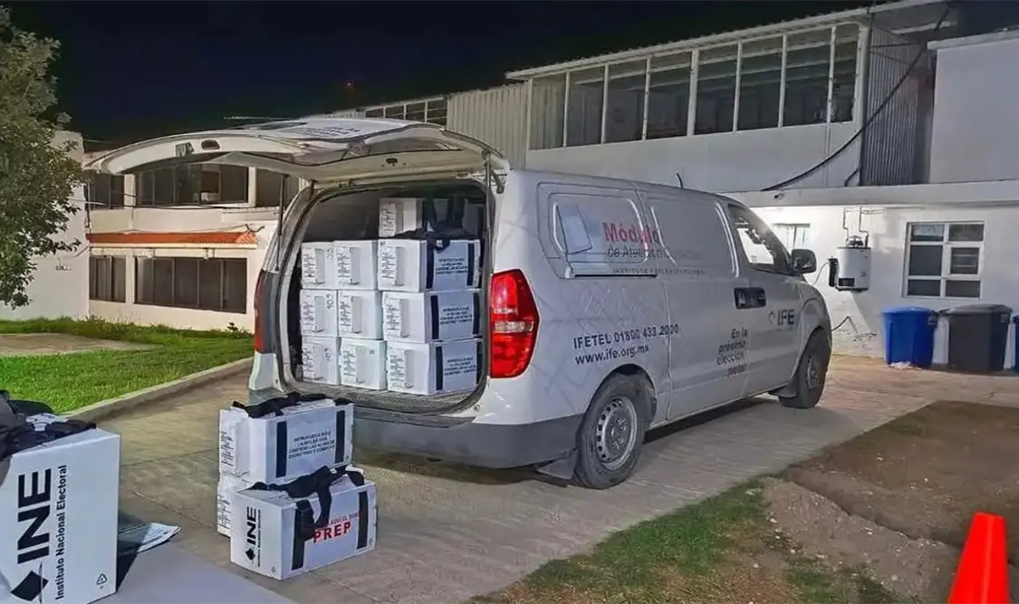 Roban más de dos mil boletas electorales