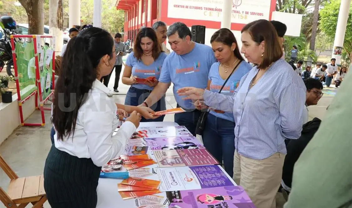 Organizan jornada de prevención en secundaria