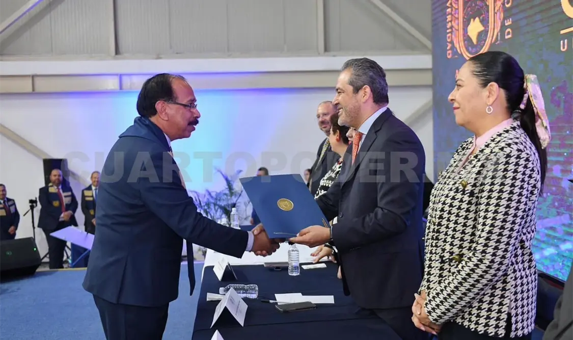 Se gradúan 200 jóvenes a través del programa PIGA