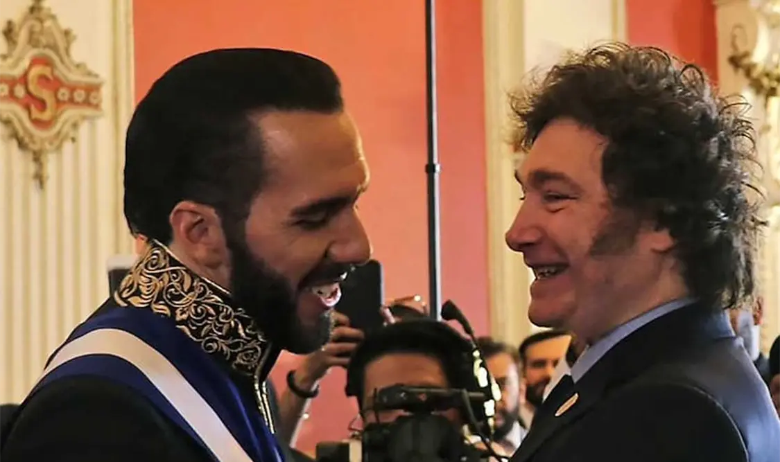 “Presidente, qué placer conocerte en persona”, le preguntó Milei a Bukele. Cortesía