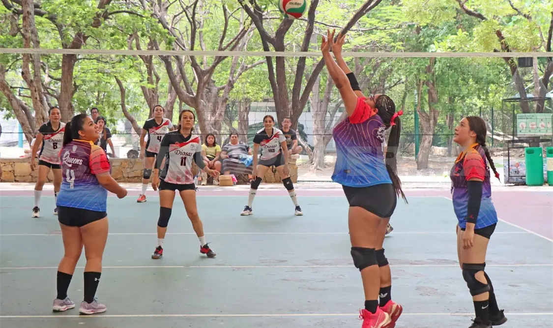 Queens sorprende a Diosas