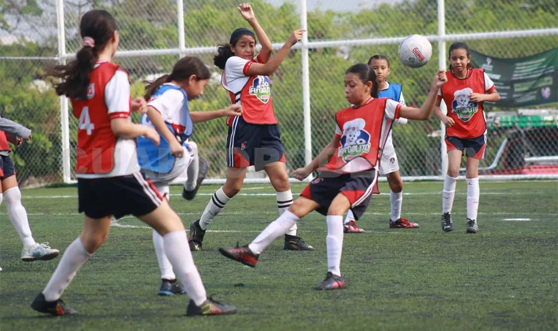 Primaria Cuauhtémoc, campeón femenil