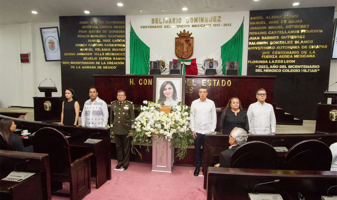 Congreso del Estado realiza homenaje póstumo a la Mtra. Rosalinda López Hernández