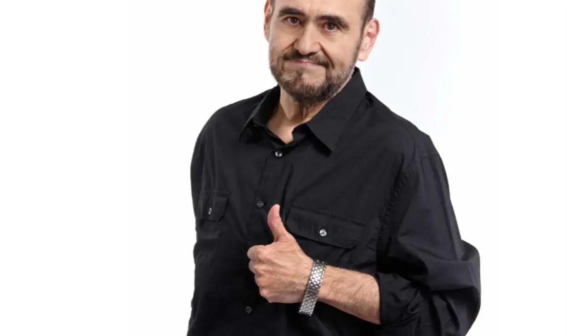 Édgar Vivar seguirá trabajando