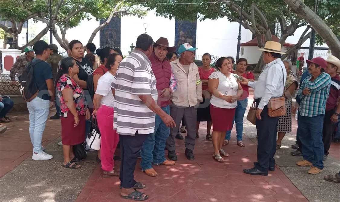 Despiden a trabajadores por no apoyar a candidata