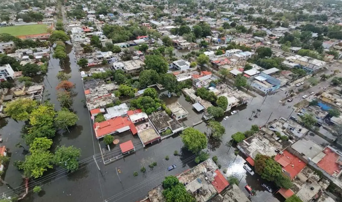 Plan Marina apoya a la población en Chetumal
