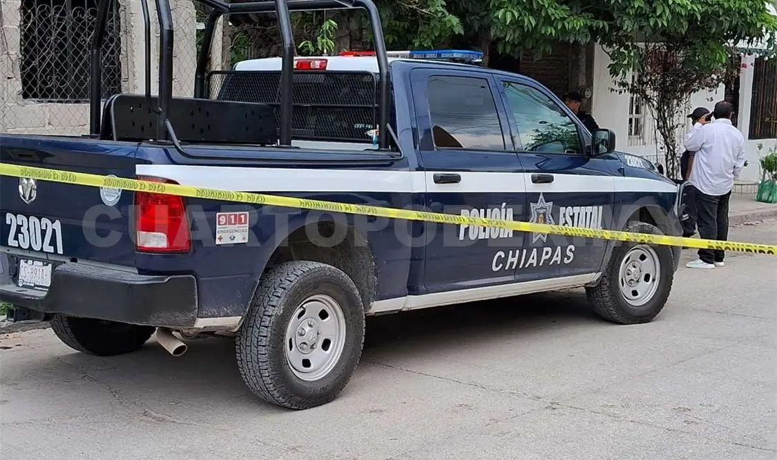 Adulto mayor se dispara en la cara dentro de su casa