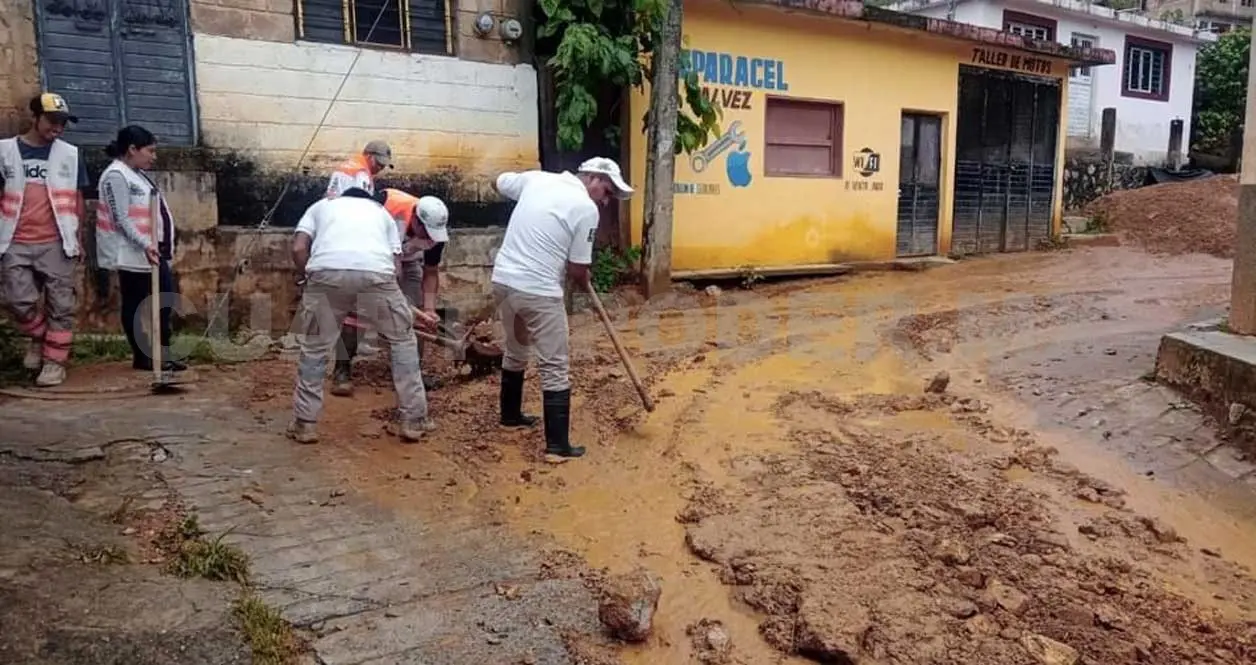 Activan alerta por lluvias intensas a torrenciales