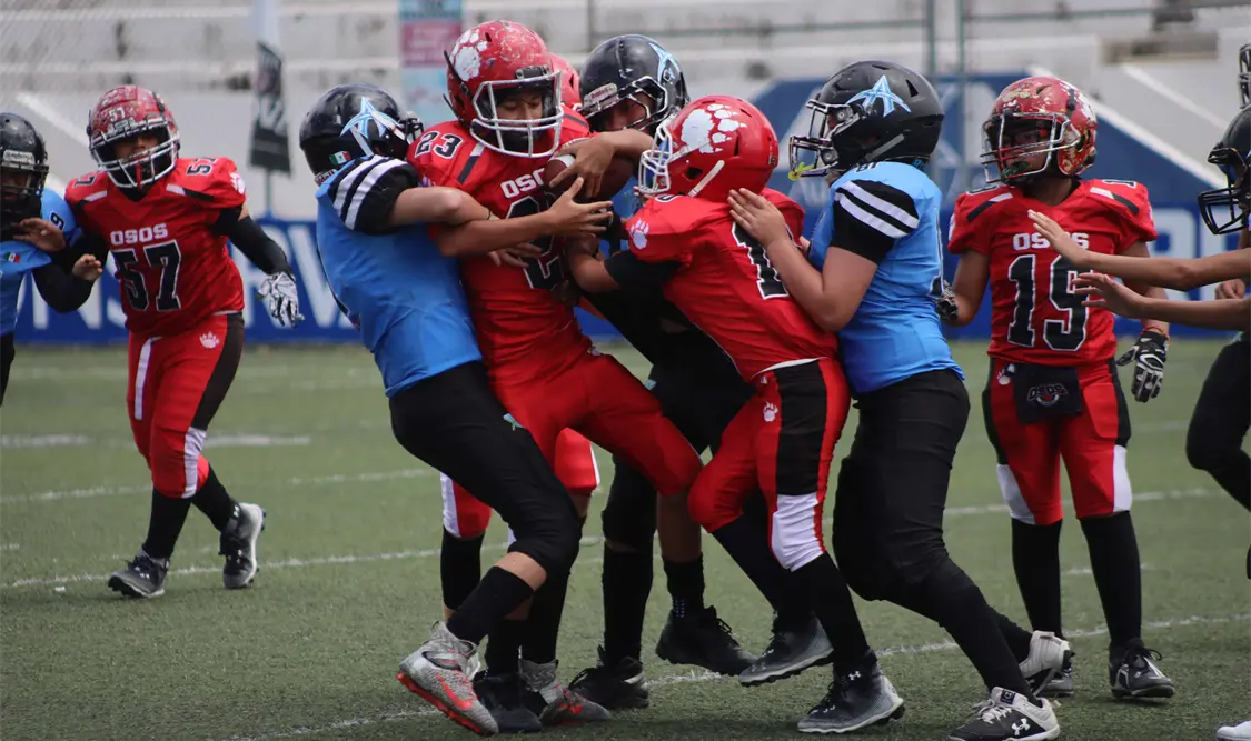 En un choque de poder a poder, Osos y Atlas definieron el pase a la final de la categoría Jr. Bantam. Carlos López/CP