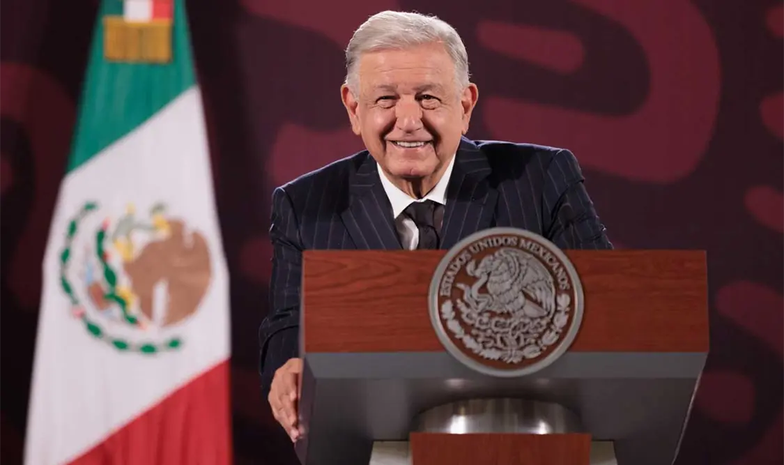 AMLO celebra liberación de Assange