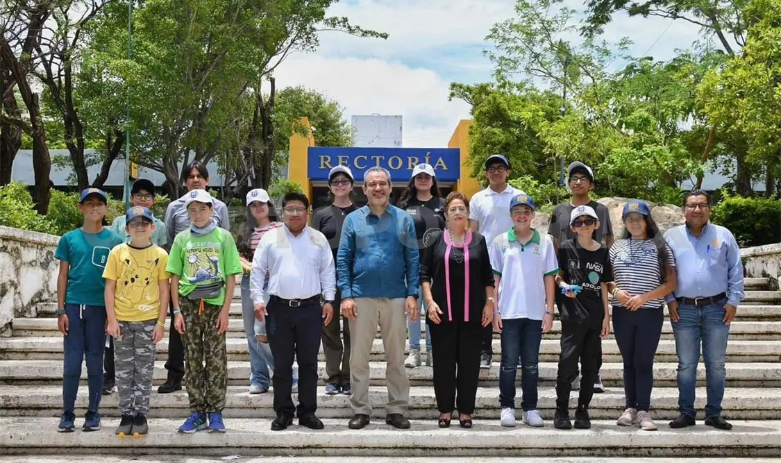 Se reúne rector con Selección Nacional de Matemáticas