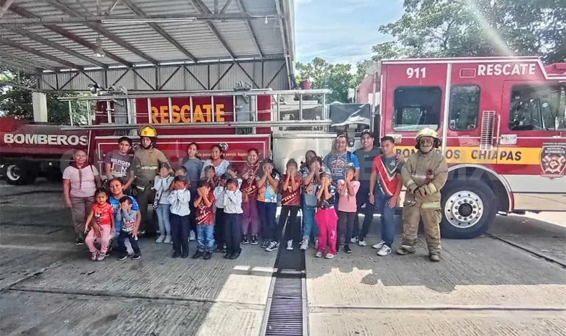 Los bomberos reiteraron su compromiso con el servicio a la comunidad. CP