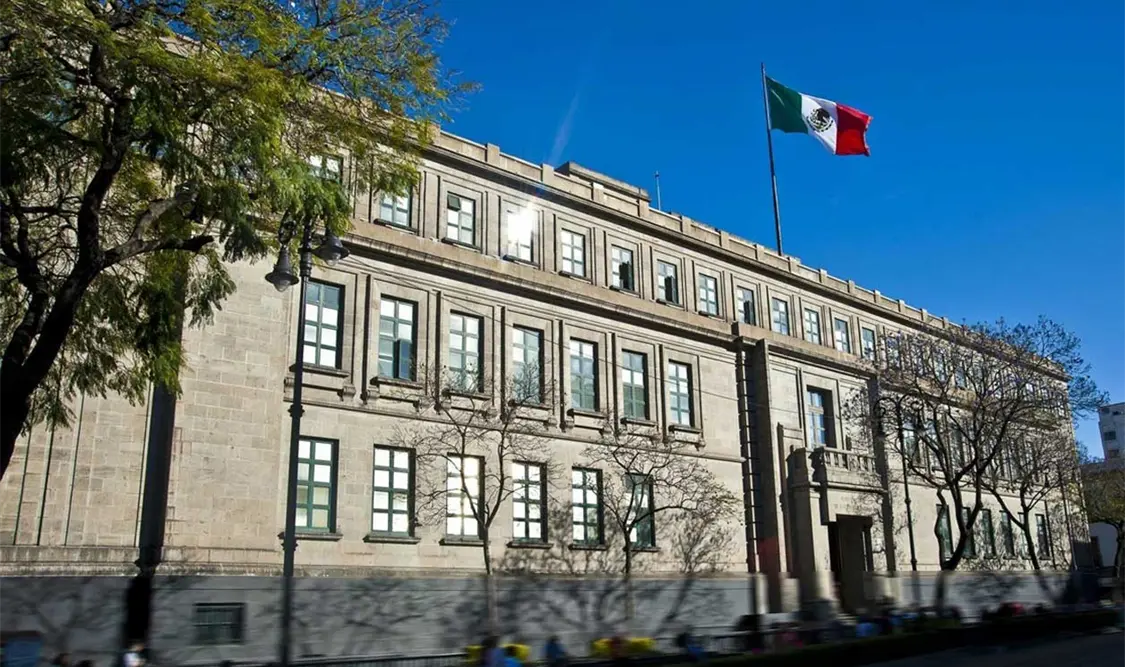 Refuta Monreal críticas de Pompeo a reforma al PJ