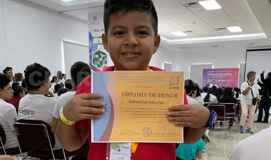 Niño obtiene tercer lugar en Olimpiada de Matemáticas