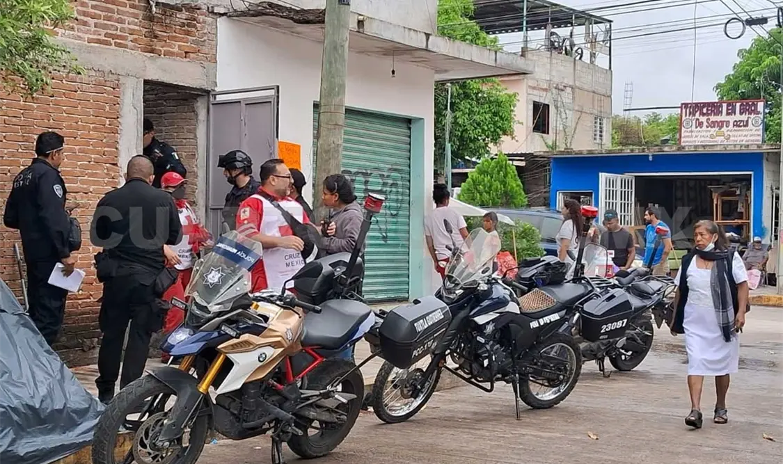 Cae mientras cocinaba y se golpea la cabeza