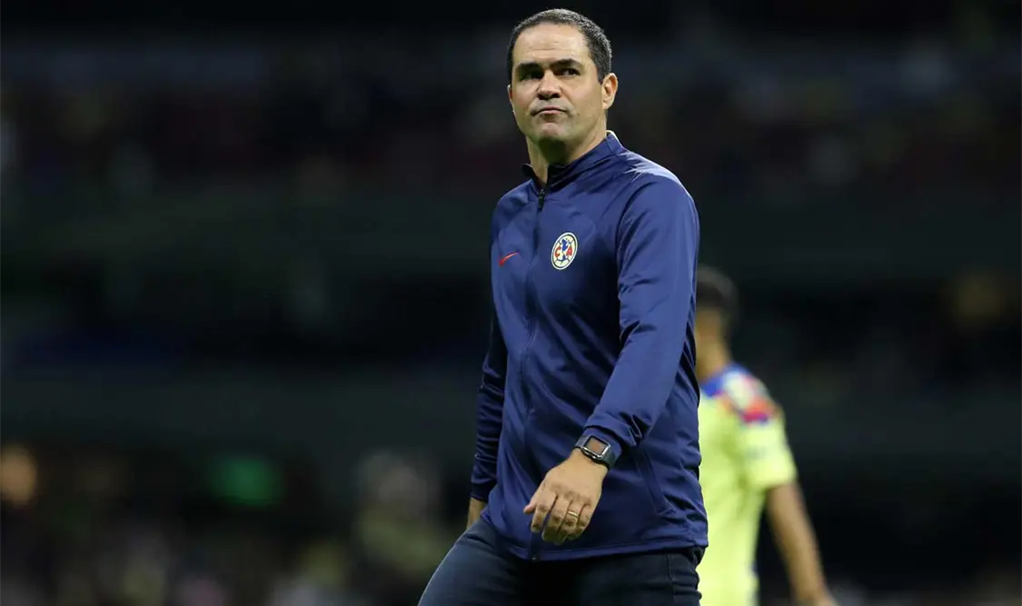 André Jardine seguirá calentando el nido